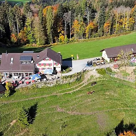 Fuchsacker Bed & Breakfast Degersheim
